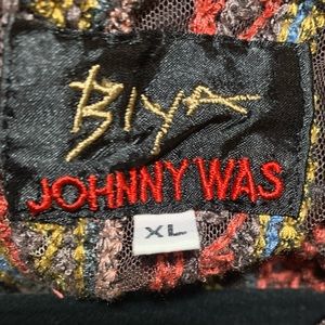 Johnny Was Biya collection. Dress with embroidery. Women’s size XL.